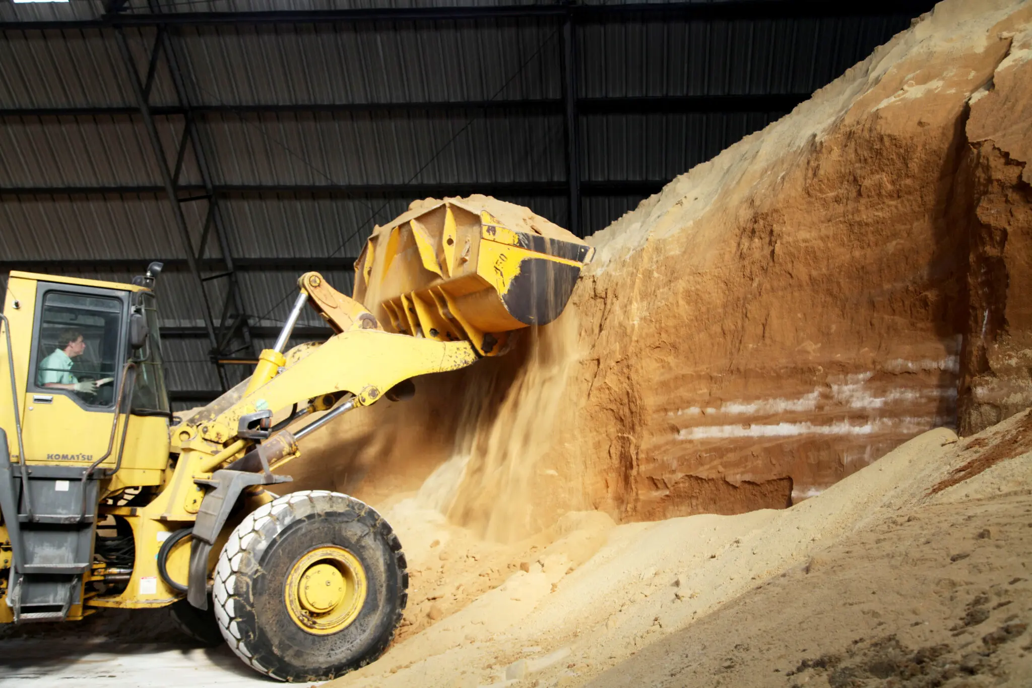 World sugar price hit rock bottom, poised for recovery